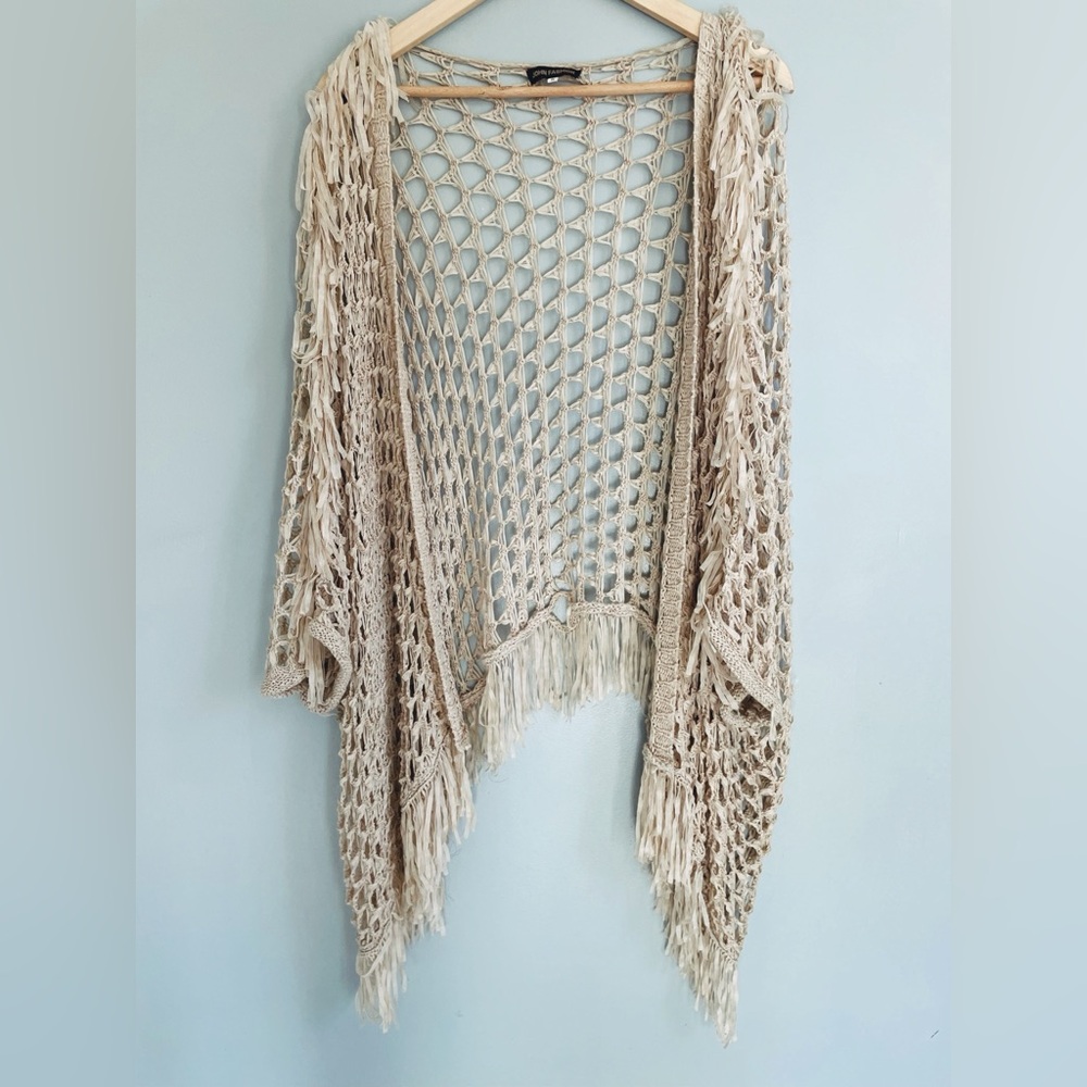 John Fashion Beige Crochet Open Knit Fringe Cardigan Shaw Boho Size Small